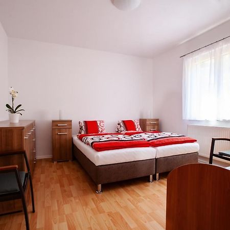 Apartman Dominhaus 海布 外观 照片