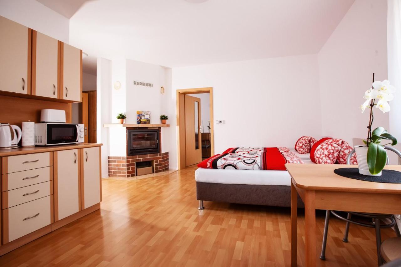 Apartman Dominhaus 海布 外观 照片